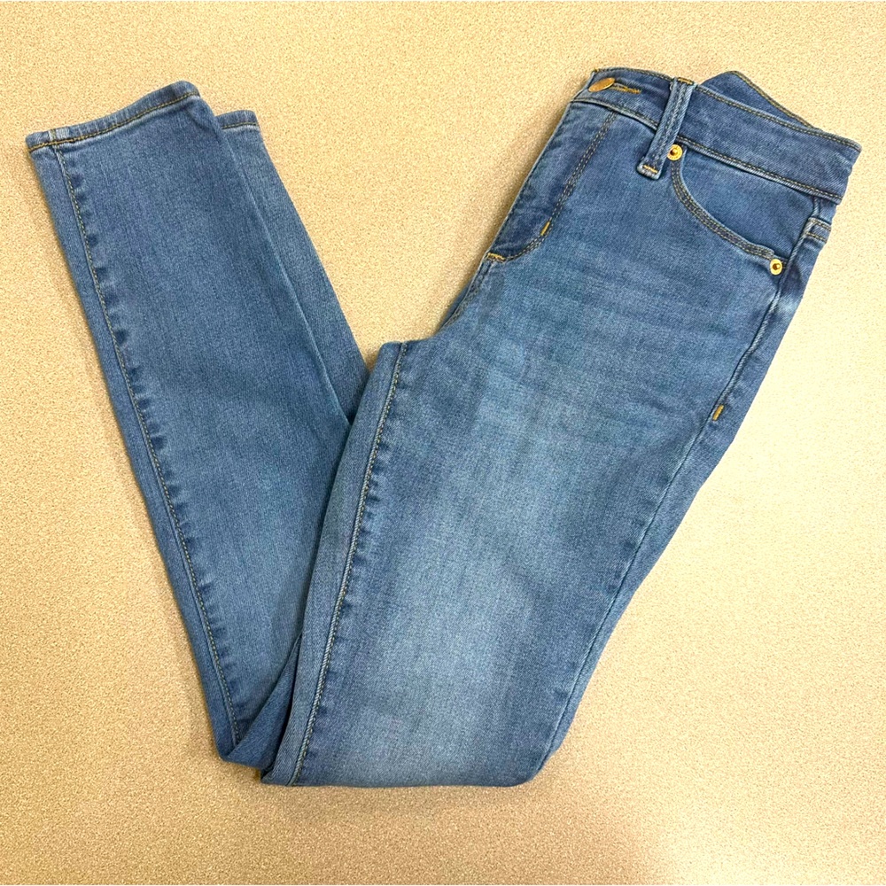 Universal Thread High Rise Skinny Jeans Size 00/24R